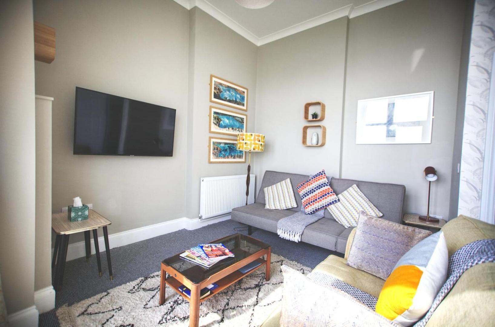 The Smugglers Retreat Apartment Hastings Exterior photo